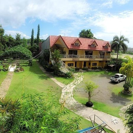 Sunny Point Hotel Davao Stadt Exterior foto