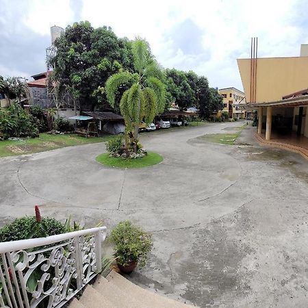 Sunny Point Hotel Davao Stadt Exterior foto